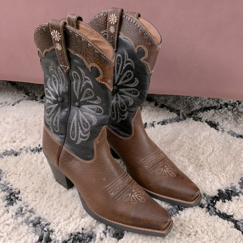 Ariat Cowgirl Boots